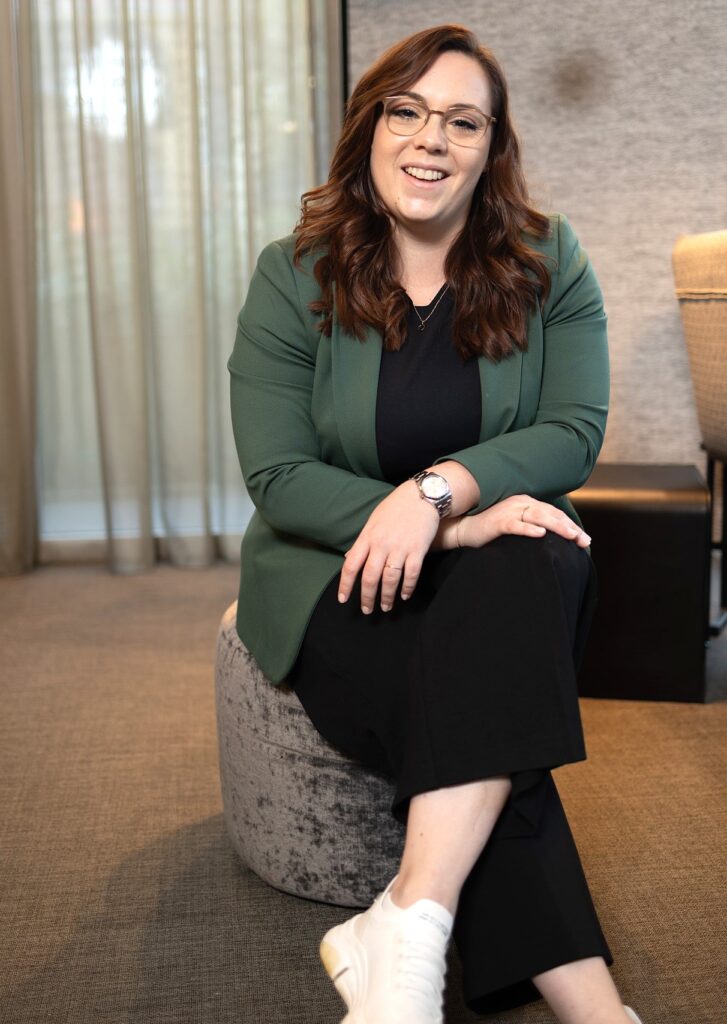 Kontakt für unverbindliche Beratung Melanie Hutterer Weddings und Events Portätbild